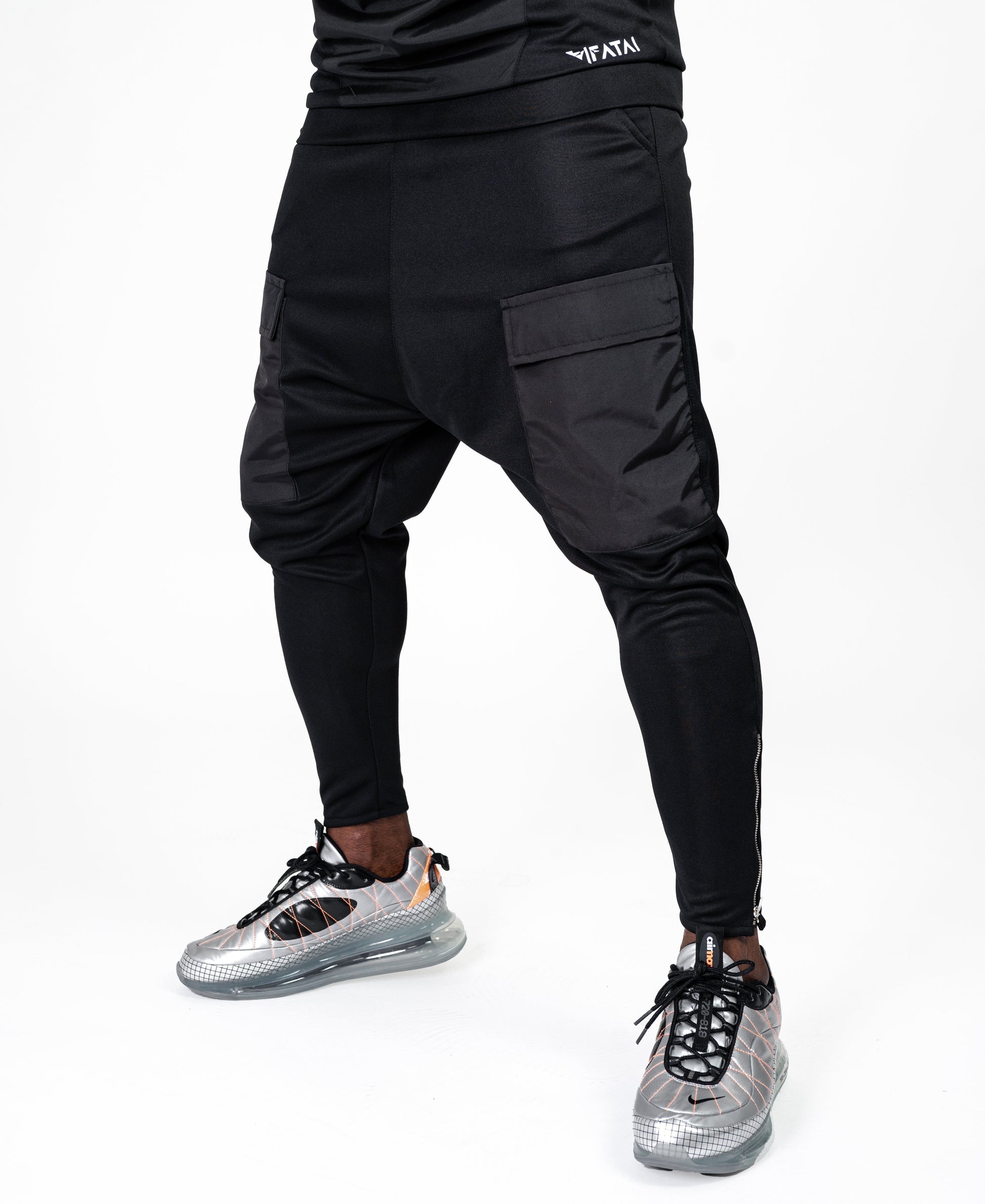 Black trousers with black pockets - Fatai Style
