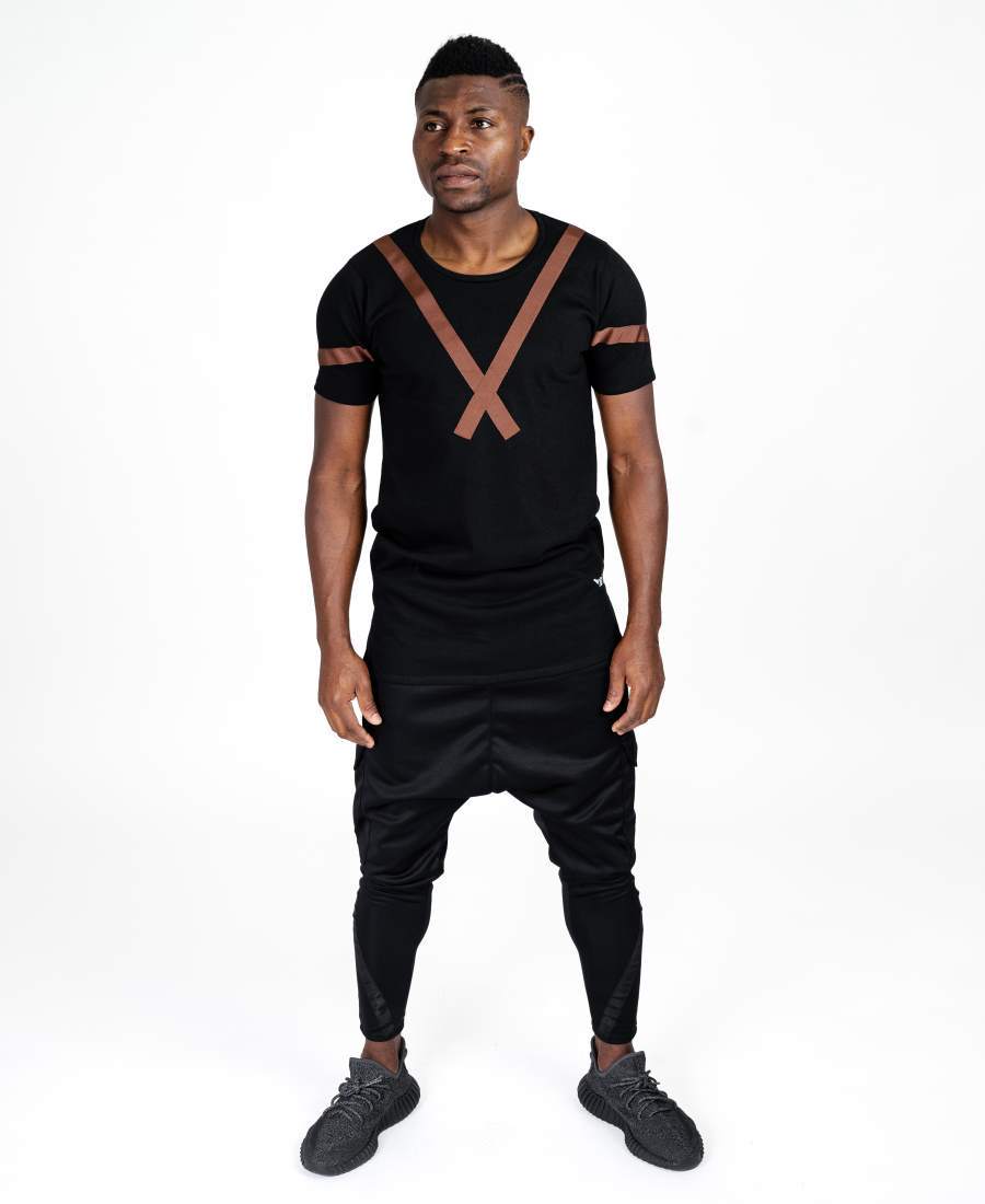 Black t-shirt with brown design - Fatai Style