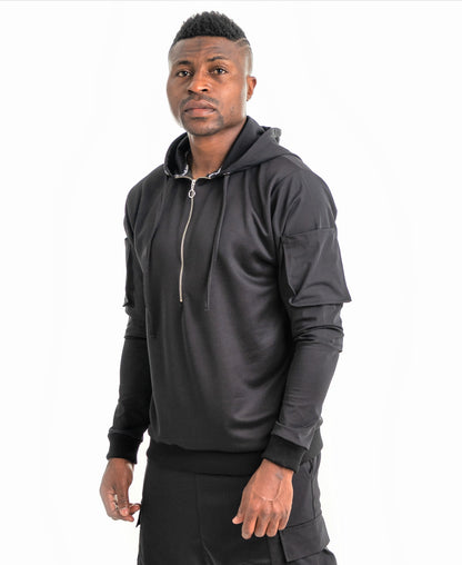 Hanorac negru cu detalii aplicate pe maini