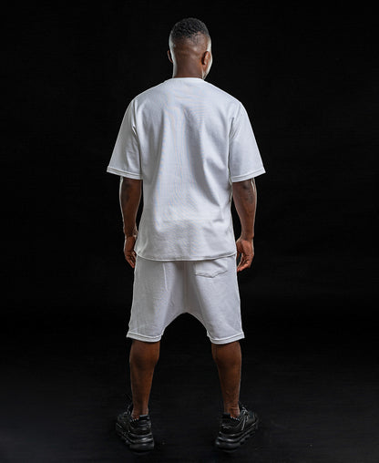 Compleu oversize alb cu pantalon scurt