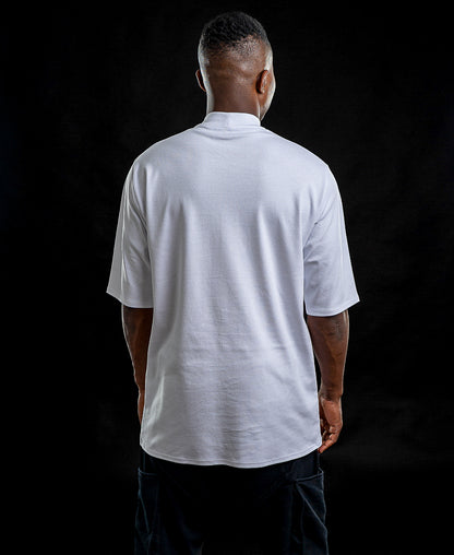 Tricou alb cu text si logo imprimat