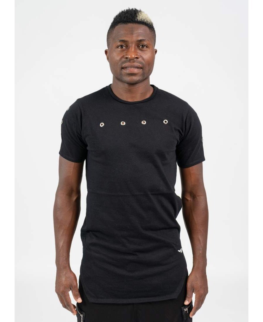 Black T-shirt with round accesories - Fatai Style